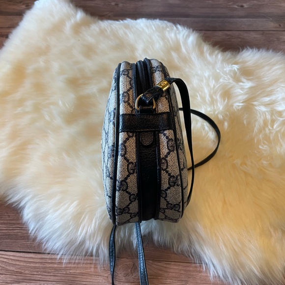 Gucci | vintage Ophidia GG Round Bag | Navy - Picture 3 of 12